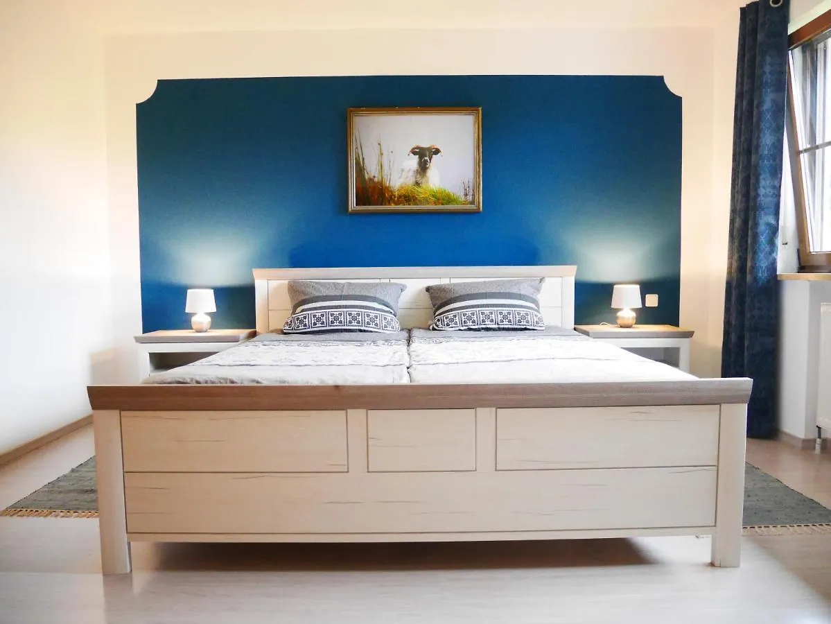 Apartment Ferienwohnung Eichkatzel Zell